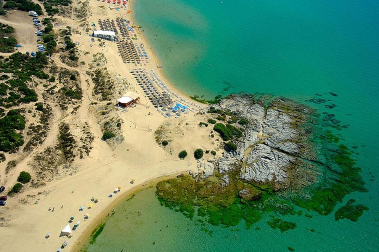 Nea Peramos Large Apartment Near The Beach Exteriér fotografie